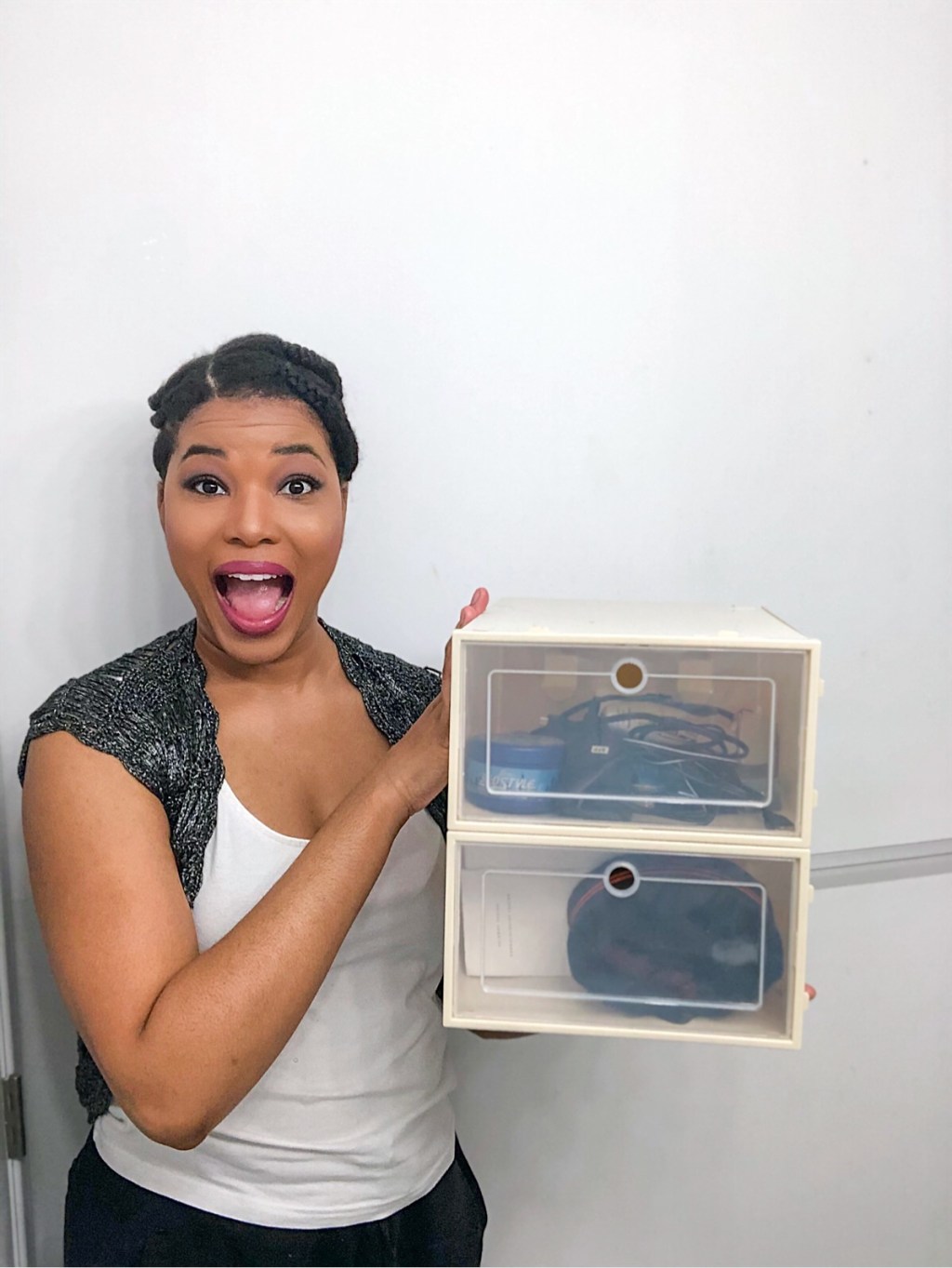 Bathroom Cabinet Makeover